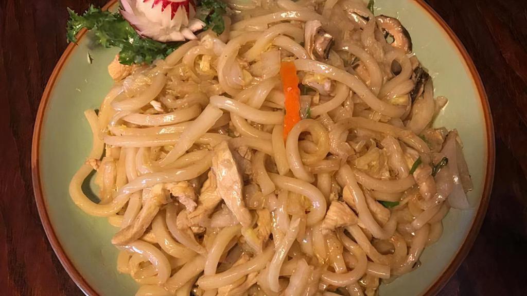 C 4. Yaki Udon (Thick) · Pan fried noodle with chicken & vegetables