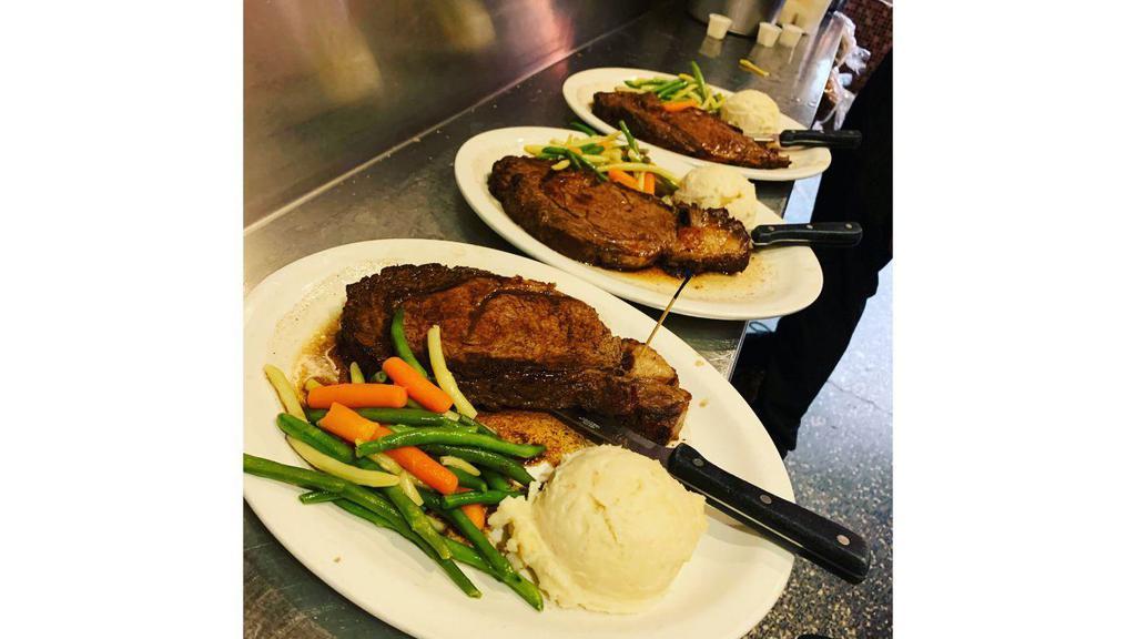Prime Rib Dinner · Queen Cut Prime Rib served with chefs vegetable & mashed potato