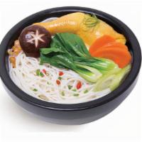 R05 鸡汤米线 /Chicken Rice Noodle Soup · 