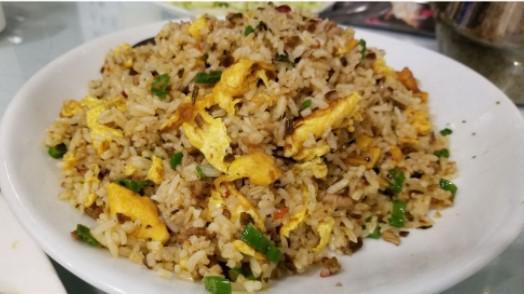 Sichuan Fried Rice / 四川炒饭 · 