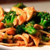 Sliced Chicken With Broccoli / 芥兰鸡 · 