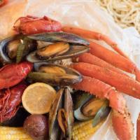 Pick 4 Seafood · Choose four seafood, then get a free lobster or snow crab!