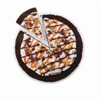 Dq® Treatzza Pizza® · It's the treat you eat like a pizza! A chocolate fudge and crunch crust, creamy vanilla soft...