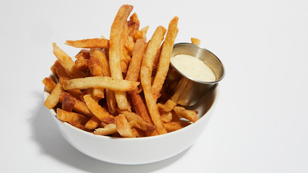 Pomme Frites · french fries 
* fried in peanut oil