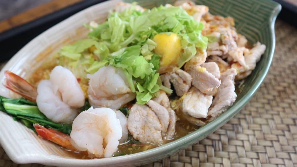 Thai Suki Yaki · Thai style shabu shabu glass noodle with chicken, pork, shrimp, napa cabbage and scrambled egg with sukiyaki sauce.