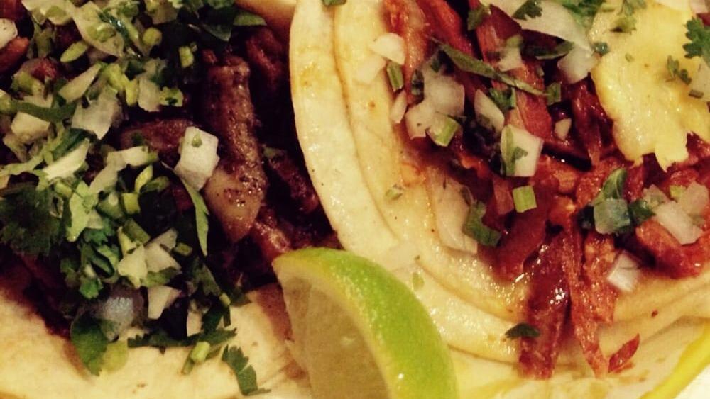 Taco Arabe · Pork cooked with herbs & spices on a flour tortilla. Tradicional from puebla.