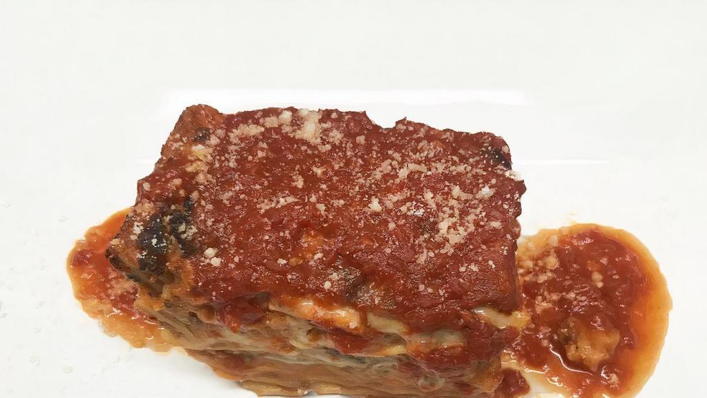 Vincisgrassi · Marche. Lasagna of bachamel, bolognese and parmigiano.