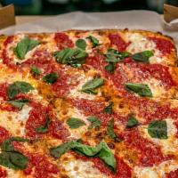 Grandma'S Margherita Sicilian (Square Thin Pizza) · Fresh mozzarella, Fresh tomatoes, Fresh tomato sauce & Basil