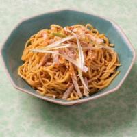 Cold Noodles With Shredded Chicken 鸡丝凉⾯ · Chicken leg meat, sesame paste, chili oil