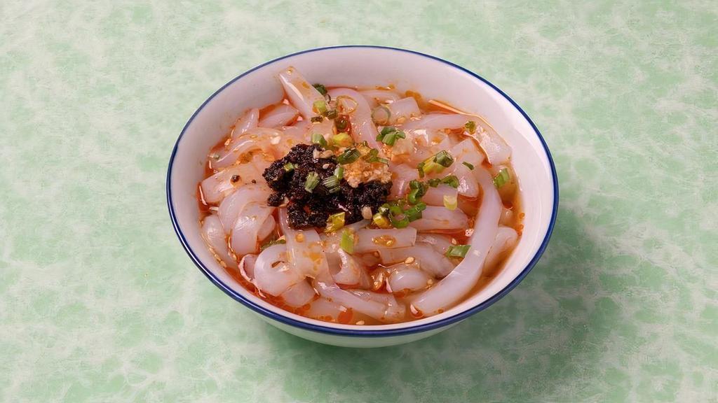 Mung Bean Jelly 川北凉粉 · Mung bean noodles, fermented beans, bean paste, chili oil