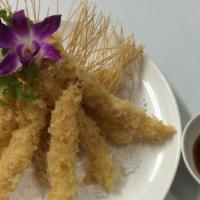 Shrimp Tempura Ap · Deep fried shrimp with vegetables.