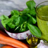 Acne Solver Juice · Fresh juice made with carrots and spinach.