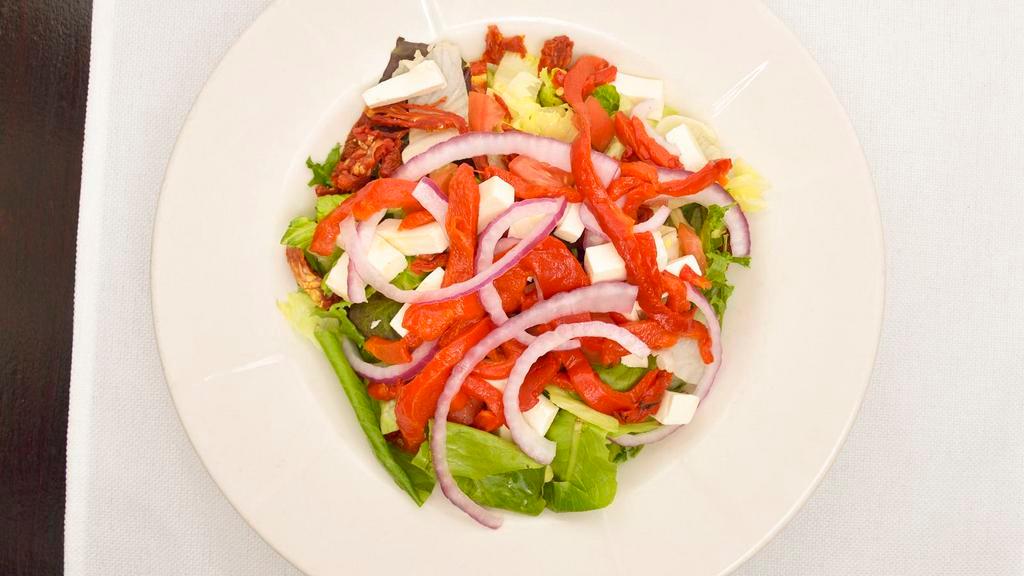 Bensi Salad · Iceberg, romaine, baby greens, tomatoes, fresh mozzarella, roasted peppers, sun-dried tomatoes, red onions & our house dressing.