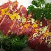 Tuna Tataki · Seven pieces pepper tuna with ponzu sauce.