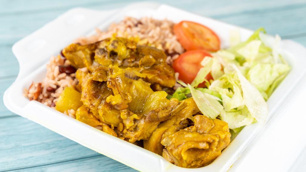 Curried Chicken · Chicken seasoned with curry.