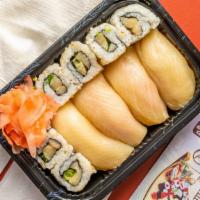 Yellow Tail Boy · Four pieces yellow tail and yellow tail roll.