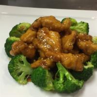 Sesame Chicken · Served with egg roll and pork fried rice. Combo platter.