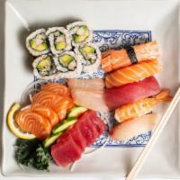 Sushi & Sashimi Combo · 5 pcs sushi, 10 pcs sashimi & california roll