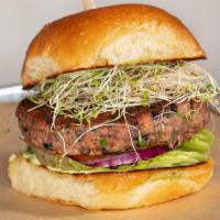 Bronson'S Veggie Burger · chickpea, lentil, black bean, baby bella, beet, oats, rosemary, basil mayo