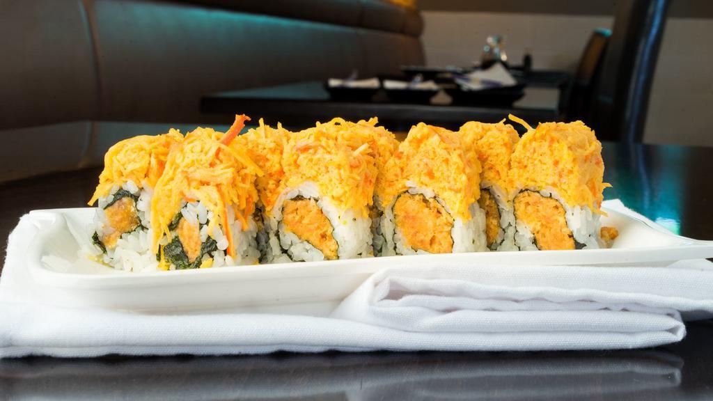 Sexy Girl Roll (6) · crunchy spicy tuna, top with spicy crabmeat.