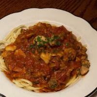 Pasta With Red Clam Sauce · 