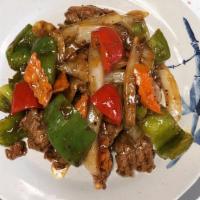 Beef With Garlic Sauce · Hot & Spicy.