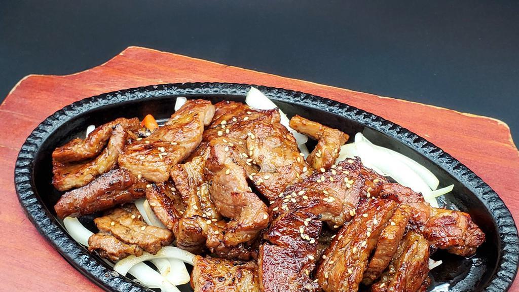 양념돼지갈비 (Yang Nyum Dwe Ji Galbi) · marinated boneless pork short rib