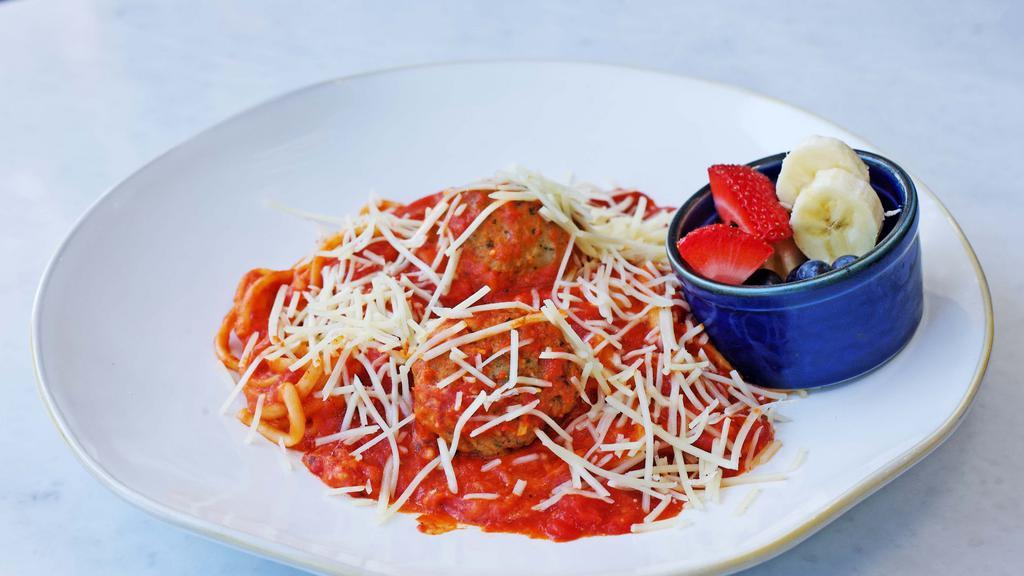 Kids Spaghetti Meat Ball · Linguine with meatballs and marinara sauce served with fruits.