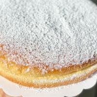 Tropezienne · Brioche cake with a fresh custard cream filling.