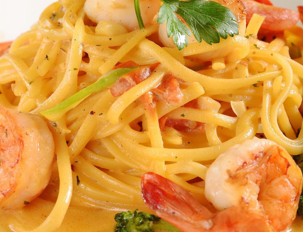 Linguine & Gamberi Scampi · Linguine with shrimp, fresh herbs, garlic, and olive oil.