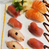 Nigiri Sushi Set  · 2 pieces each of fresh Salmon, Tuna, Yellowtail, and Eel nigiri sushi