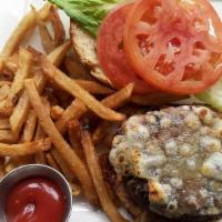 Ponty Burger - Lamb · Lamb burger, caramelized onions, tomato confit and
gruyere cheese.