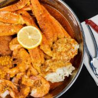 Wednesday Special (Wednesday Only) · 1 lb Shrimp (no head)
1/2 lb snow crab legs
corn & potato
