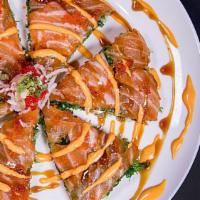 Sushi Pizza · Choice of tuna, salmon, yellowtail on top of scallion pancake an salad with spicy sauce. Of ...
