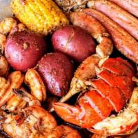 Seafood Boil Combo · Seafood boil for 2 (no substitutions)
Snow crab legs, Shrimp (no head), Crawfish, Clams, Mus...