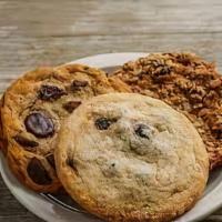 Cookies · Freshly baked Cookies inclused choclate chunk cookies and oatmeal rasin cookies.