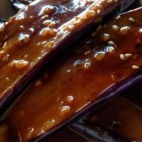 Nasu Niniku · Stir-fry oriental eggplant with garlic and teriyaki sauce.