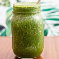 Green Detox · fresh spinach, sweet basil, organic honey and fresh banana