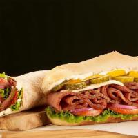 Pastrami Sandwich · Pastrami sandwich
Lettuce and tomatoes
Cheese
Mayonnaise
Onions