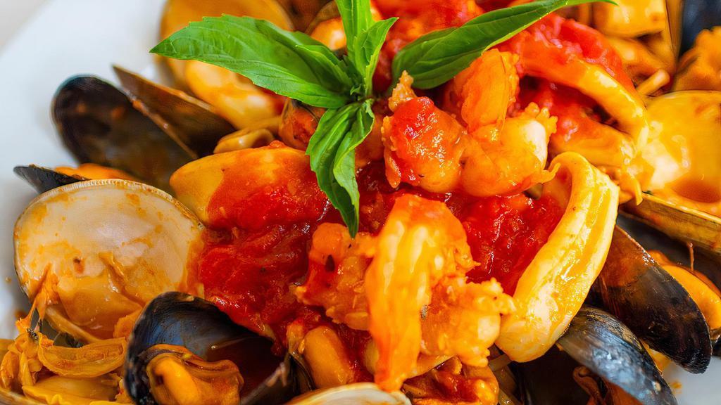 Seafood Lover'S Platter · Sauteed clams, shrimps, mussels, calamari and scungilli in a robust marinara or Fra Diavolo sauce
