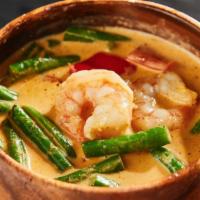 Gan Panang · panang curry, coconut milk, string beans, kaffir lime leaves, red bell peppers, jalapenos