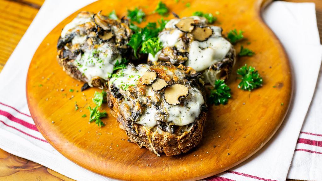 Bruschetta With Mushroom And Montasio Cheese · BRUSCHETTA ai FUNGHI e MONTASIO	
Mushroom Bruschetta, Montasio Cheese