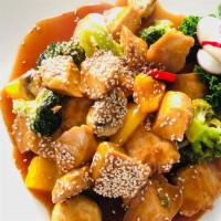 Sesame Chicken · Broccoli, Button Mushroom, Red & Yellow Pepper in Brown Sauce.
Served with white rice or bro...