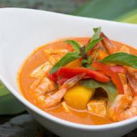 Hawaiian Pineapple Curry Shrimp (Spicy) · Pineapple chunks, tomatoes, basil leaf and bell peppers with red curry. Gluten free, spicy.