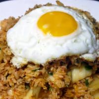 김치볶음밥 / Kimchi Fried Rice · Stir-fried white rice with kimchi and sunny side up eggs. Served with kimchi (4 oz).