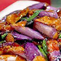 魚香茄子 / V06. Eggplant W. Garlic Sauce · Hot & spicy. Medium.