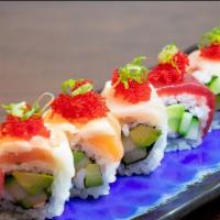Makemake Rainbow Roll · shrimp, avocado, salmon , tuna & yellow tail