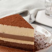 Tiramisu Cake · 