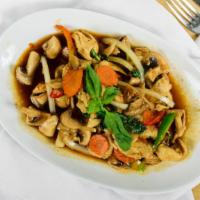 Hot Basil (Spicy) · Spicy. Thai signature dish with bell peppers, onions, mushrooms, carrots, chili and basil.