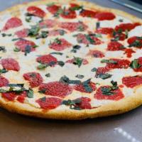 Margherita Pizza · A round 18